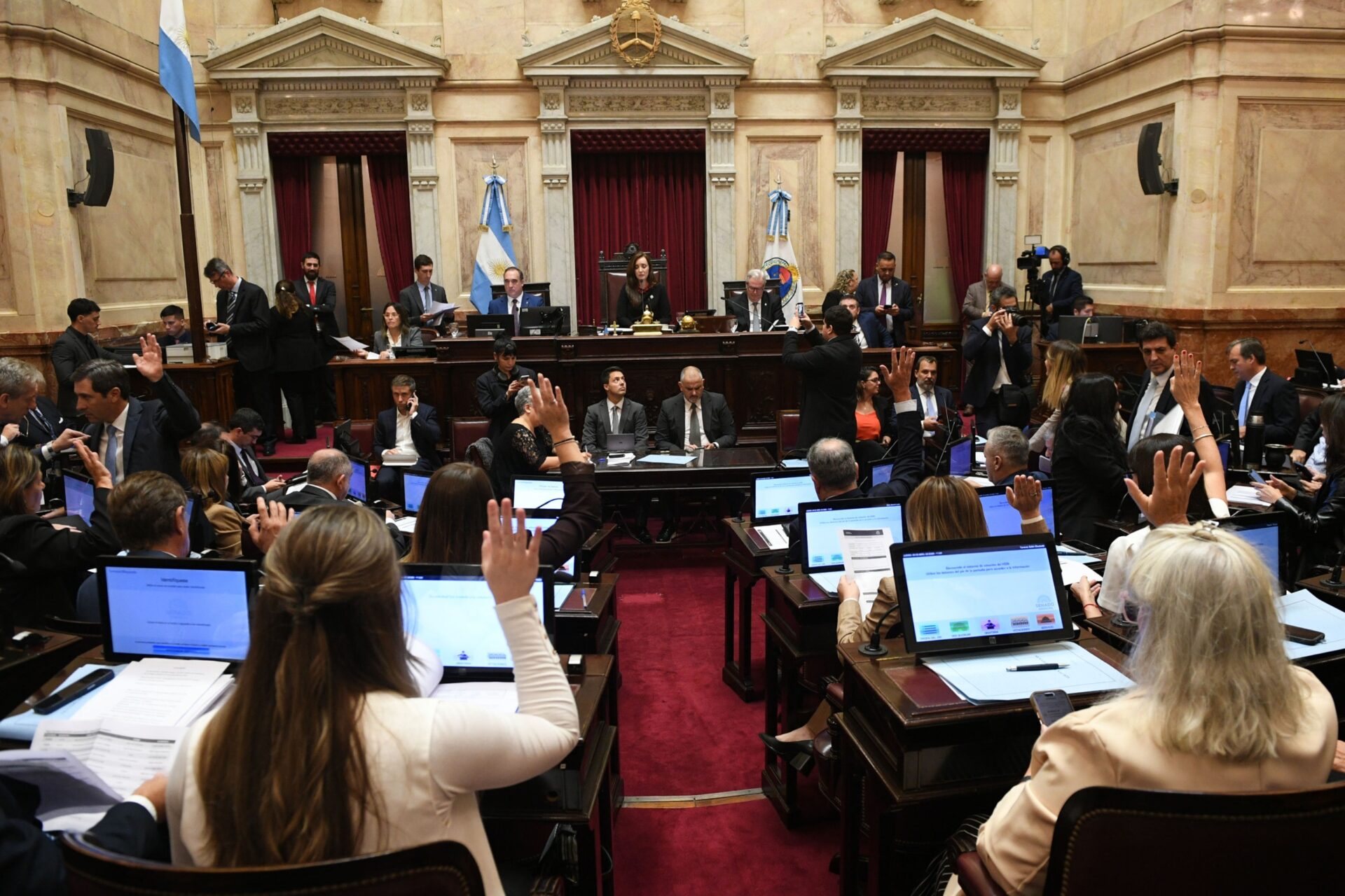 El Senado aprobó pliegos de ascensos militares y designó a la Autoridad Nacional de la&hellip;