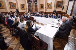 Senadores de la Comisión de Acuerdos analizan pliegos para la justicia nacional NCN.