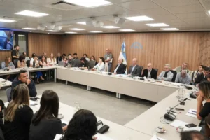 Hugo Yasky preside la Comisión de Defensa del Consumidor por sobreendeudamiento familiar NCN