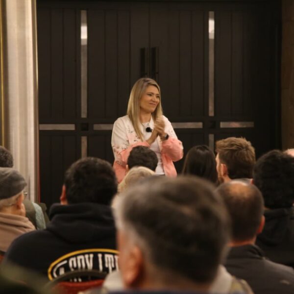 Nadia Márquez encabeza reunión con vecinos en el sur de Neuquén NCN