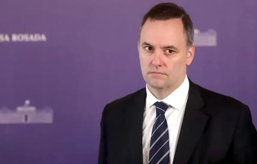 Solicitud de sesión especial para interpelación y moción de censura a Manuel Adorni NCN.
