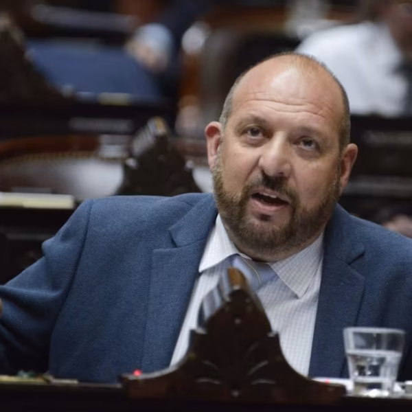 Carlos D’Alessandro presiona a Dante Gebel por la candidatura presidencial