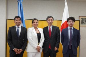 Natalia Gadano presenta equipamiento odontológico donado por la Embajada de Japón NCN.