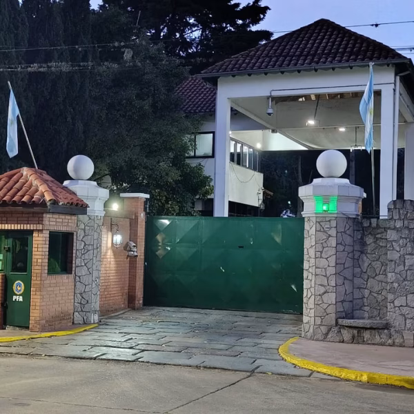 Adorni y Milei definen en Olivos la salida de la Jefatura de&hellip;