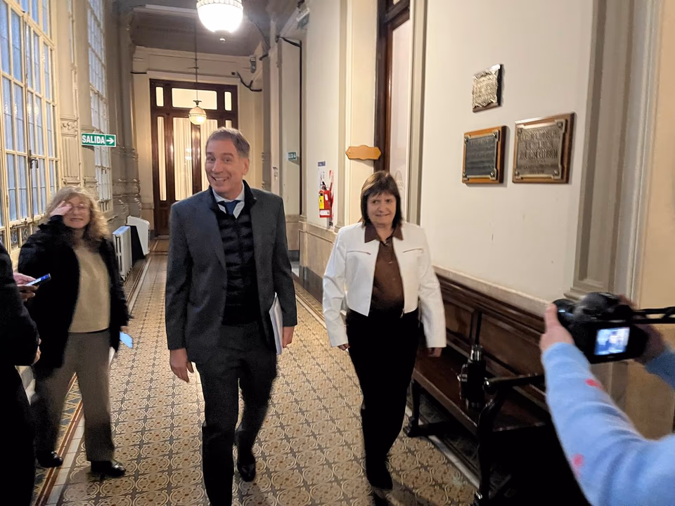 Zonas Frías: Santilli negocia en el Senado para destrabar la ley
